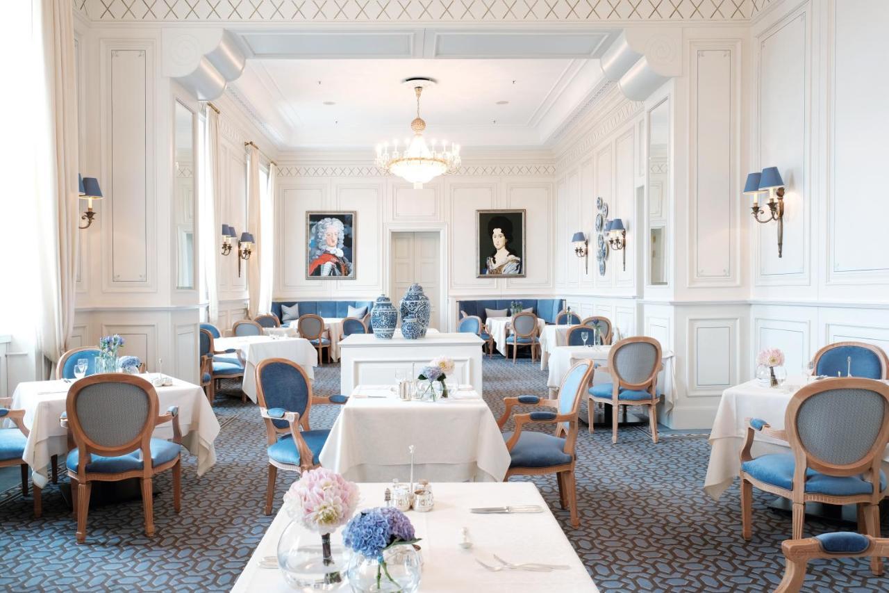 Althoff Grandhotel Schloss Bensberg Μπέργκις Γκλάντμπαχ Εξωτερικό φωτογραφία The dining room at the Hotel de Chambord