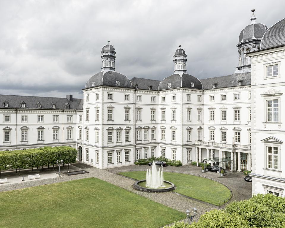 Althoff Grandhotel Schloss Bensberg Μπέργκις Γκλάντμπαχ Εξωτερικό φωτογραφία The former abbey of Kamp