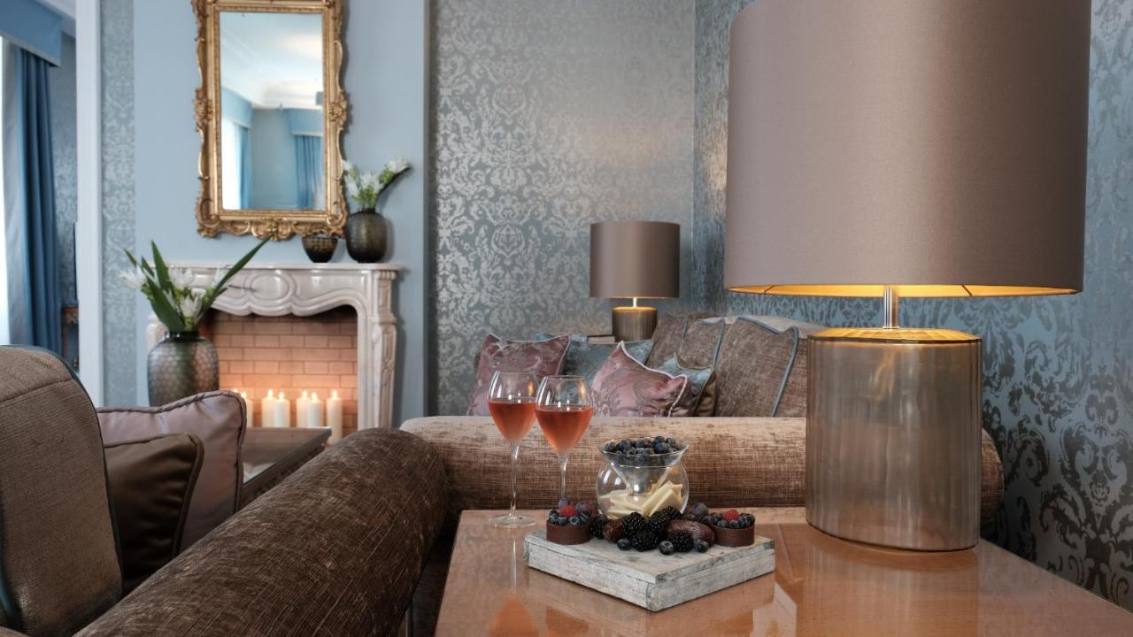 Althoff Grandhotel Schloss Bensberg Μπέργκις Γκλάντμπαχ Εξωτερικό φωτογραφία Interior of the hotel